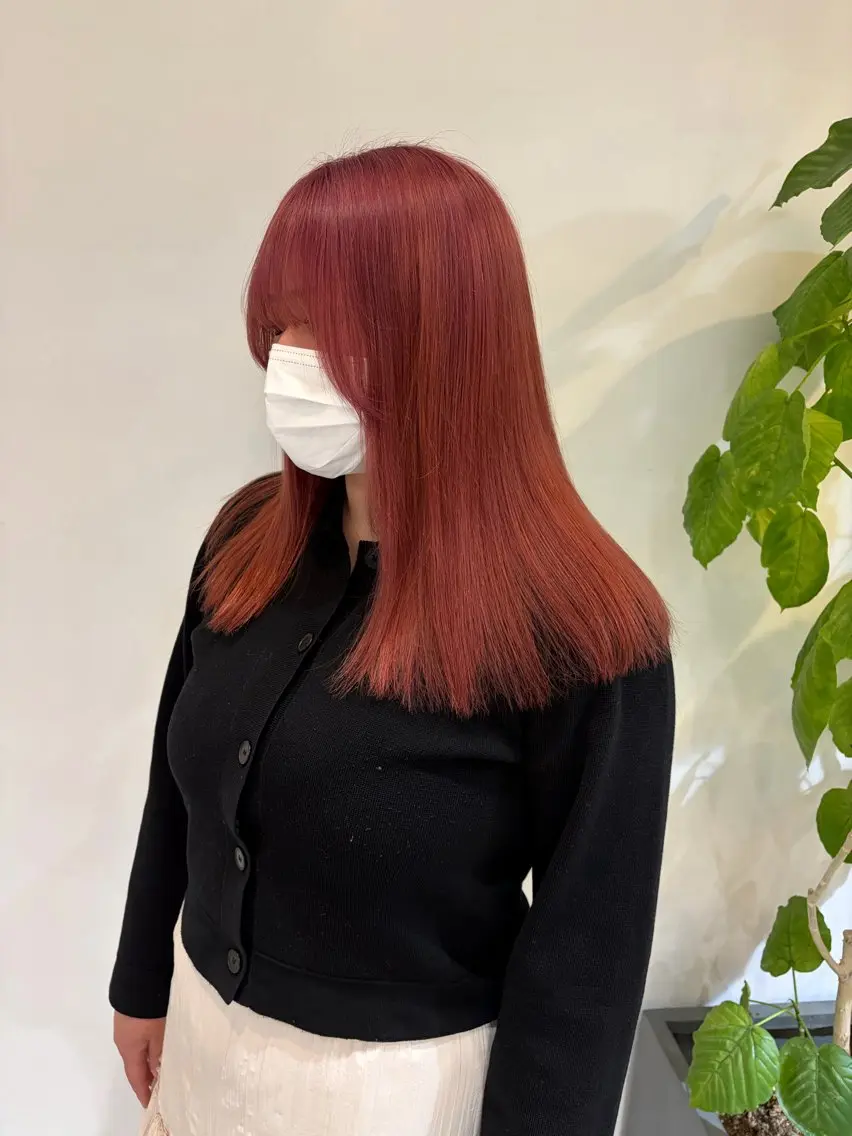 セミロング カラー ブリーチ ピンクカラー ヘアカラー ill/ハイトーン カラー/塩崎聖奈のヘアスタイル