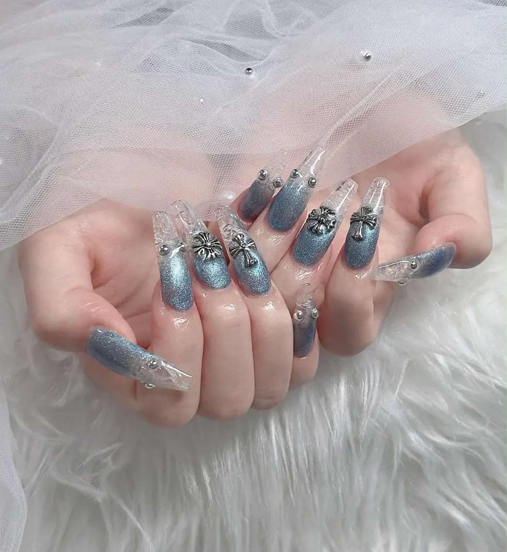 ネイル オーロラネイル フレンチネイル ジェルネイル ハロウィン 韓国ネイル ハンドネイル neco H.babynailのネイルデザイン