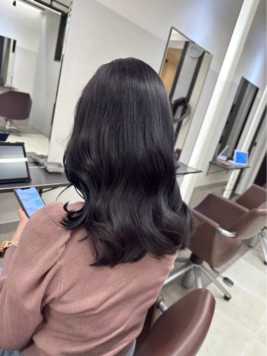 ミディアム カラー Maia🦋 博多 透明感カラーのヘアスタイル