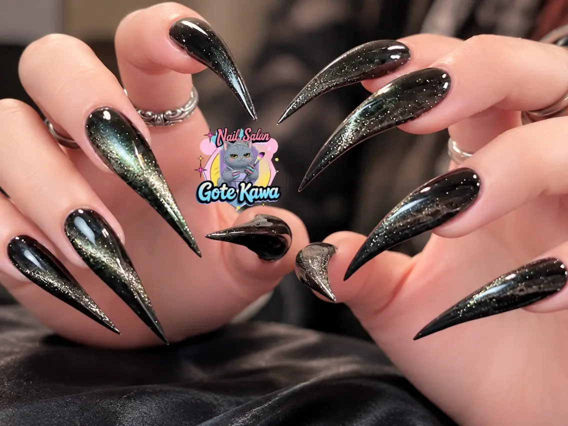 ネイル ハロウィン マグネットネイル ハンドネイル ハンドケア Gote Kawa nail salonのネイルデザイン