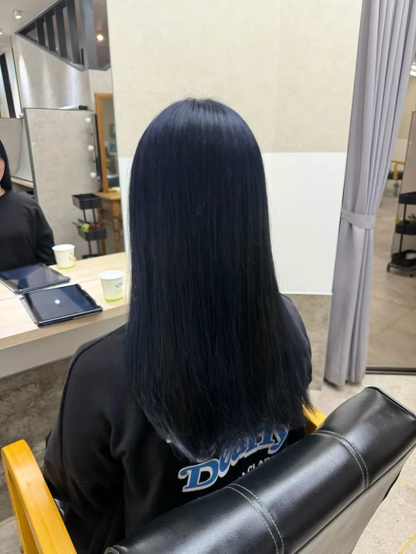 セミロング ヘアカラー GiseL 博多 ほのかのヘアスタイル