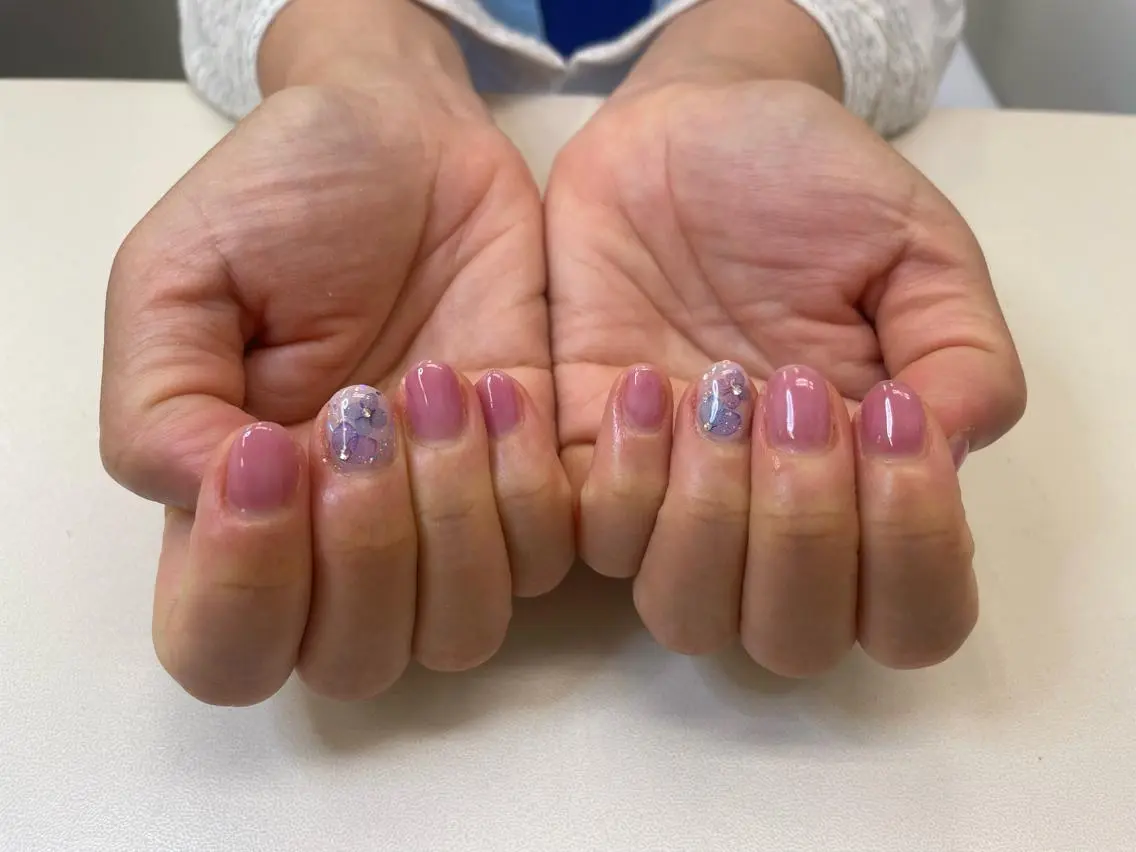 ネイル Takikita Shinoのネイルデザイン