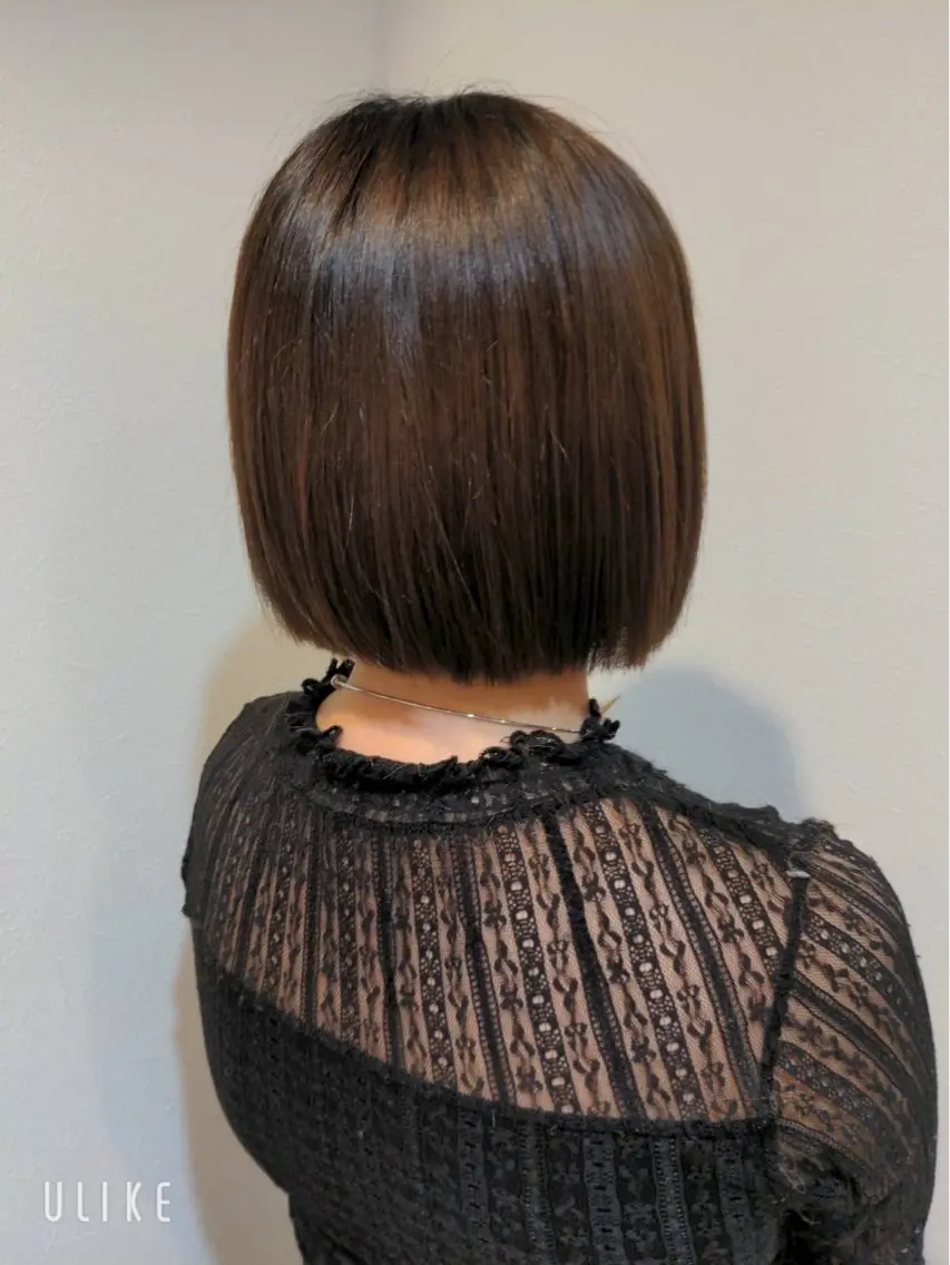 ミディアム 小萩沢 楓香のヘアスタイル