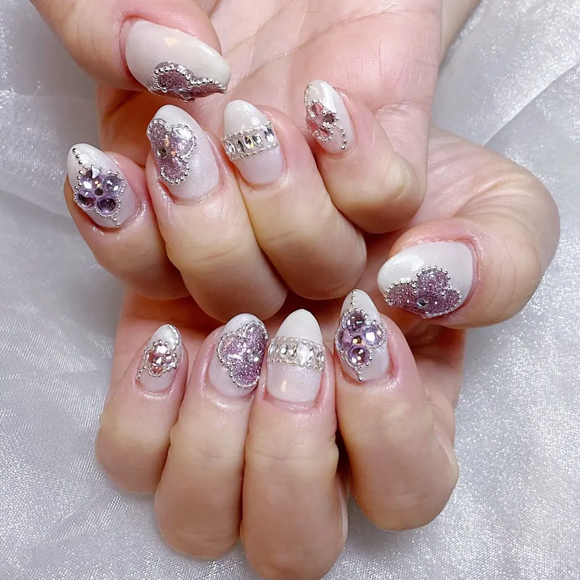 ネイル ハンドネイル 🍭Yun nail hyejin🌸のネイルデザイン