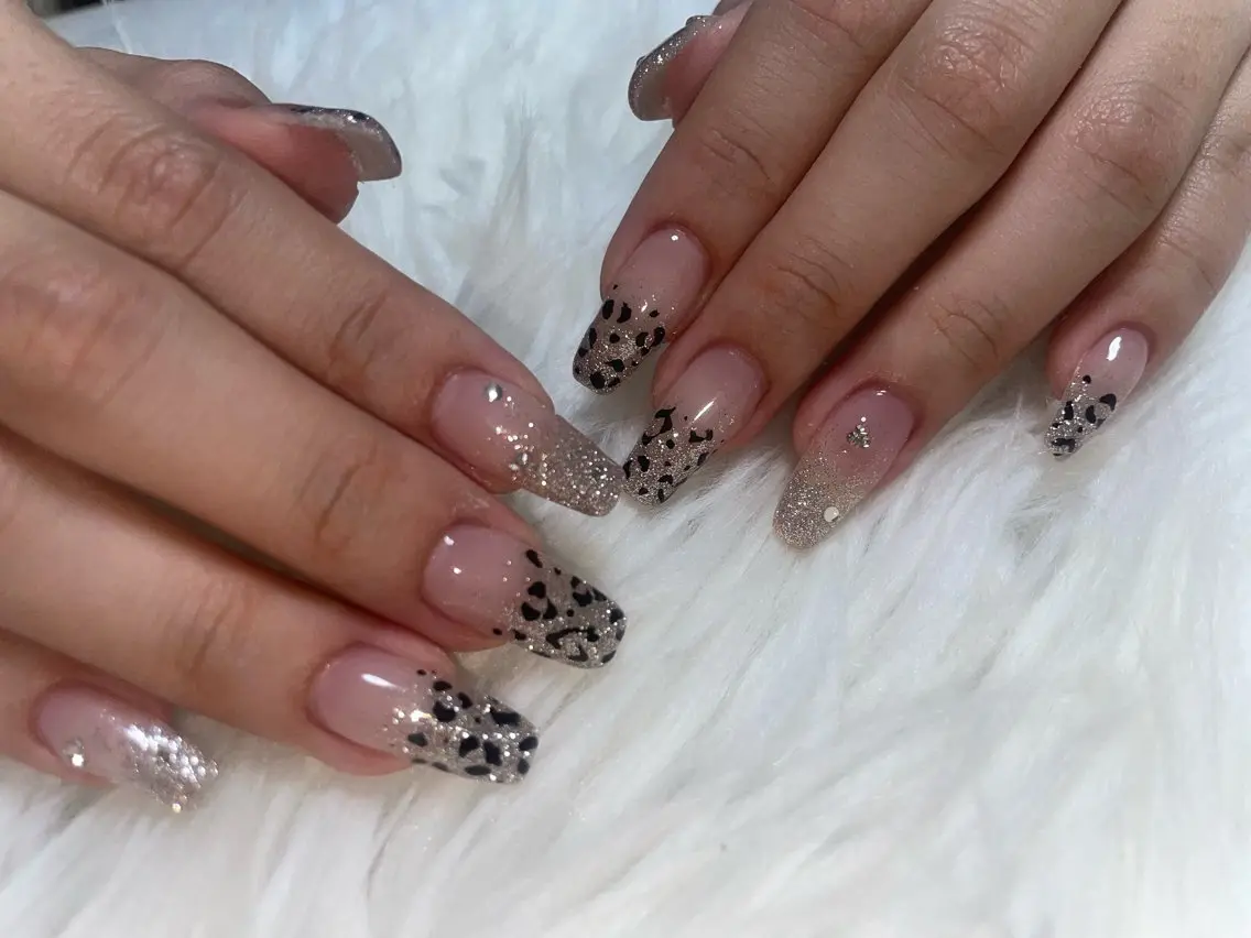 ネイル アニマル柄 フラッシュネイル ハンドネイル LUNA NAIL ayuのネイルデザイン