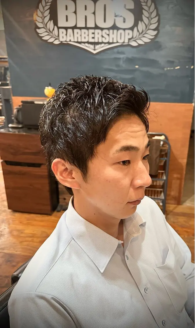 メンズ スパイキーショート 刈り上げ カット SHINDOU RYUYAのヘアスタイル