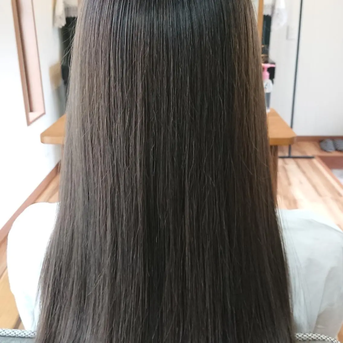 ロング 髪質改善 縮毛矯正 crea   芦田 武栄のヘアスタイル