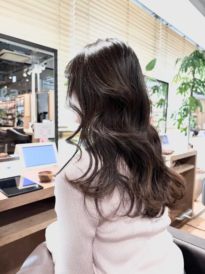 セミロング カラー 韓国風ヘア 韓国風カラー🤎 𝒄𝒉𝒊𝒌𝒂のヘアスタイル