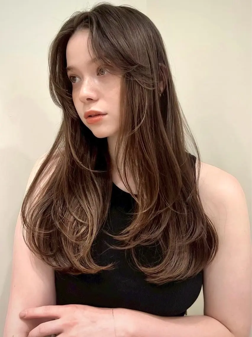 ロング 顔周りカット レイヤーカット 盛れるレイヤーカット jilblanカホのヘアスタイル