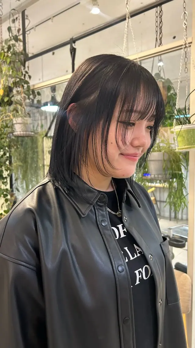 ショート カラー 顔まわりレイヤー 顔周りカット レイヤーカット カット トリートメント ❕マンツーマン施術❕ 🍊Moemiのヘアスタイル