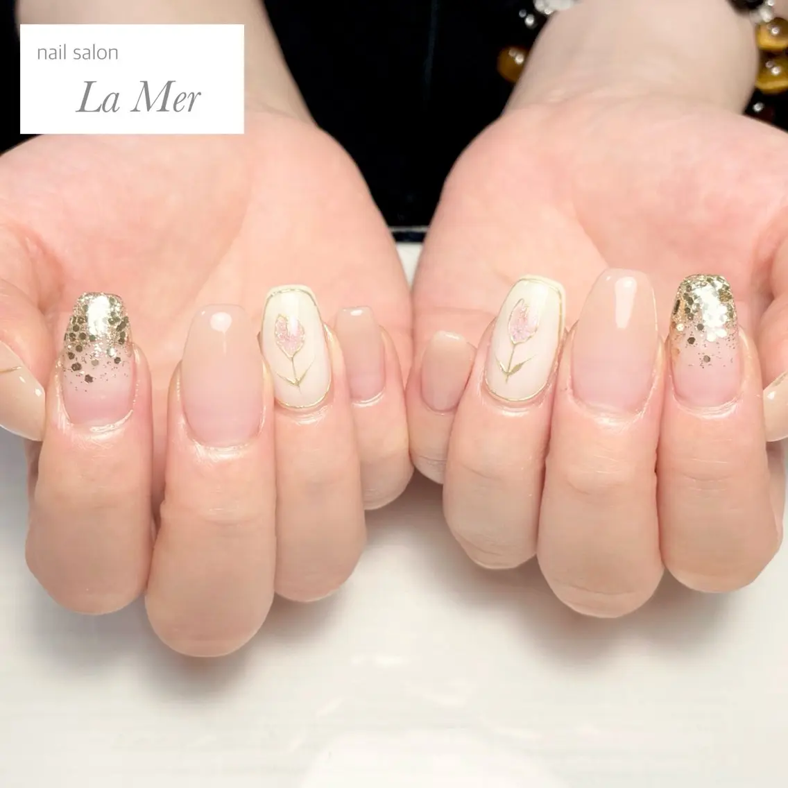 ネイル フラワーネイル ガーリー グラデーション ラメ(グリッター) ラメグラデーション ハンドネイル nailsalon La Merのネイルデザイン