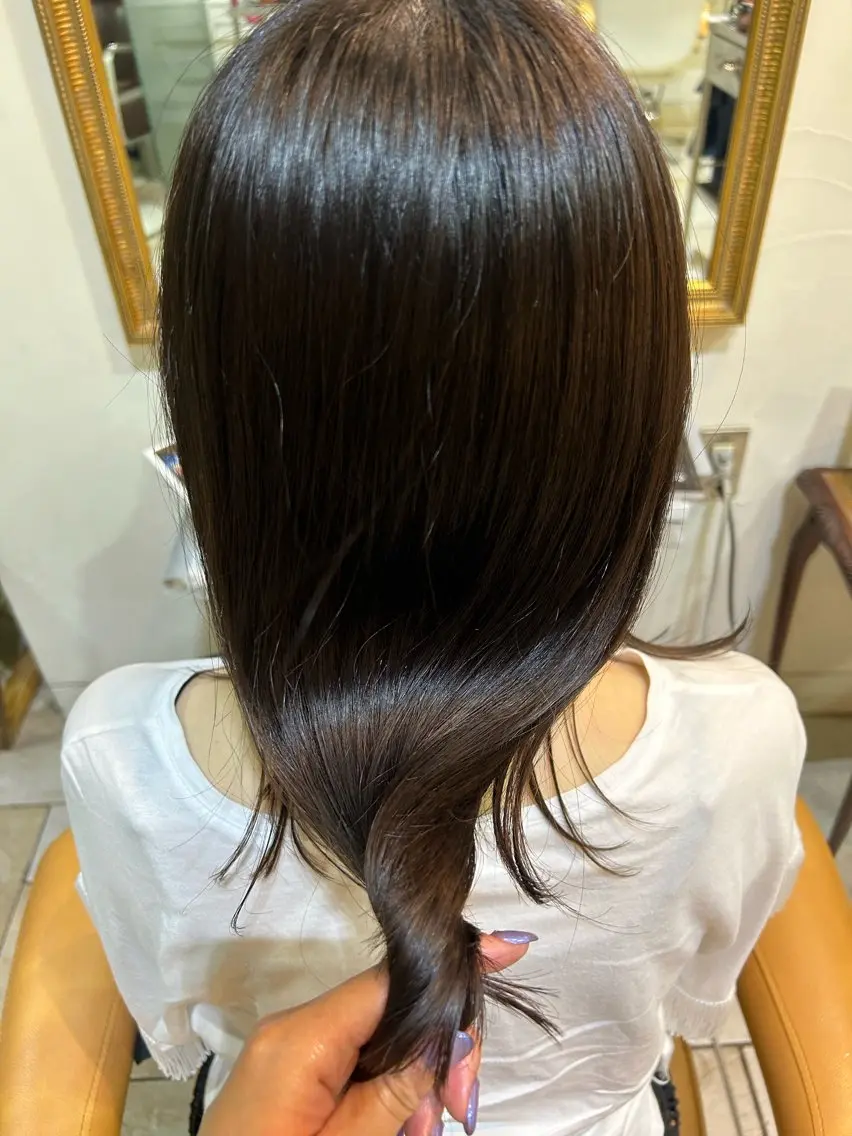セミロング カラー タテイシ アサノのヘアスタイル