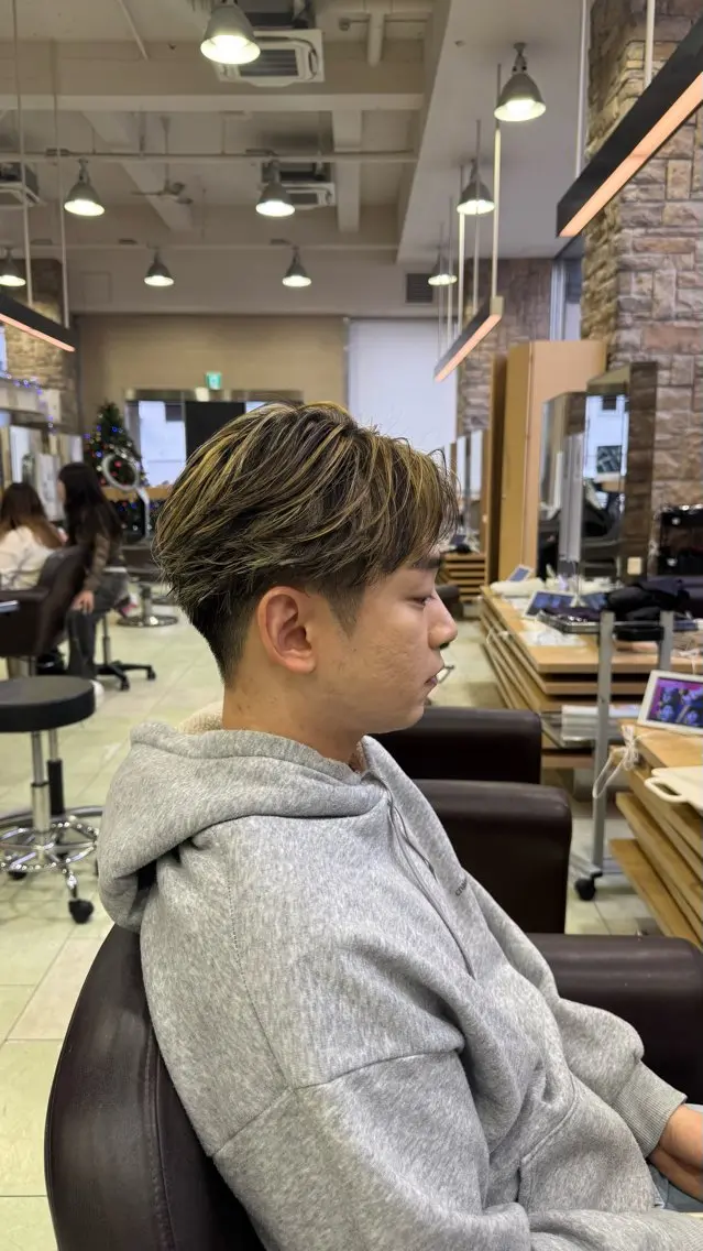 ショート パーマ メンズ カット ヘアカラー パーマ メンズパーマ特化 ふうきのヘアスタイル