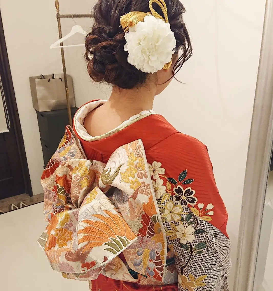 セミロング ヘアアレンジ 植田 真理のエステ・リラクイメージ