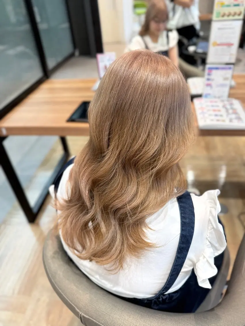 【ダメージ98%off】ケアブリーチ+髪質改善inケアカラー+3stepTRの写真