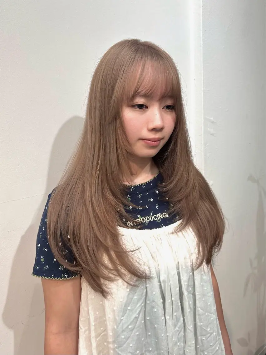 ロング カット 木藤 優杏のヘアスタイル