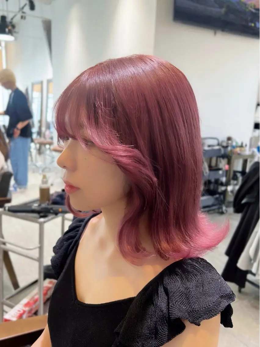 ミディアム カラー ヘアアレンジ 🎀ハイトーン・艶 カラー HANA🎀のヘアスタイル