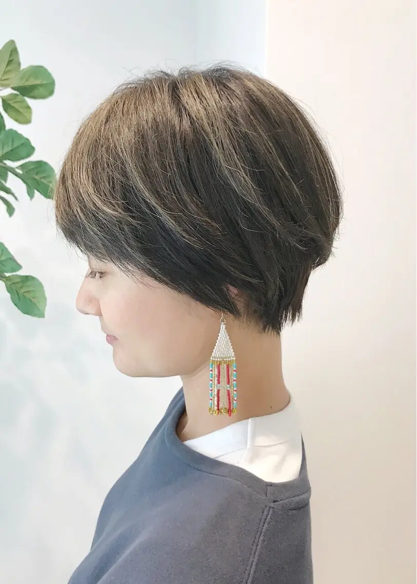 ショート ショートヘア 🌊インナーカラー 🐬櫻井海星のヘアスタイル
