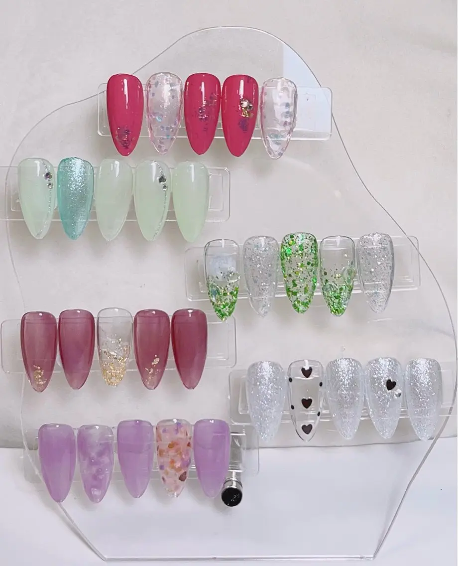 ネイル Rs nail 新宿西口のネイルデザイン