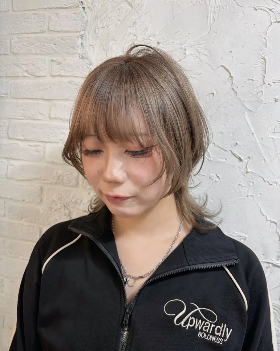 ミディアム カラー ベージュカラー ブリーチ ダブルカラー 似合わせカット ヘアカラー トリートメント girly/ヘア メイクMitsukiのヘアスタイル