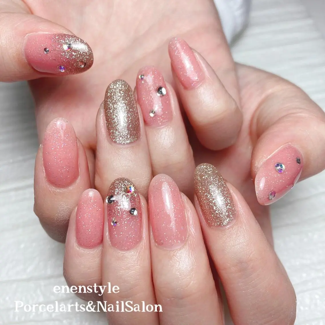 ミディアム ネイル 🐾enen style 🐾のネイルデザイン