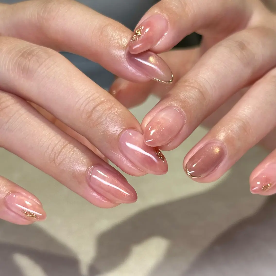 ネイル ニュアンスネイル aoi .のネイルデザイン