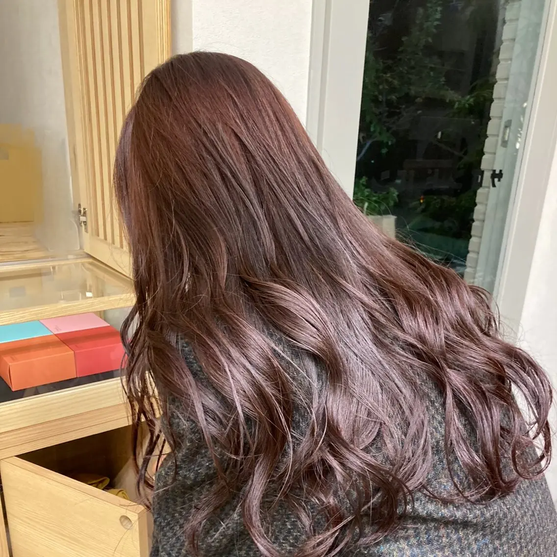 ロング カラー 艶髪/透明感カラー ヤマダモモカのヘアスタイル