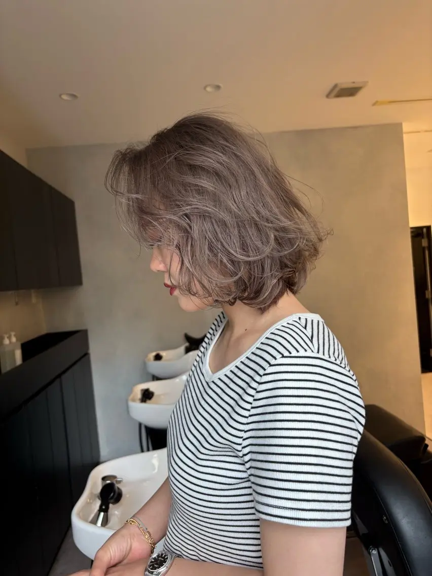 ミディアム カラー カット ヘアカラー トリートメント 吉武 茂暉のヘアスタイル