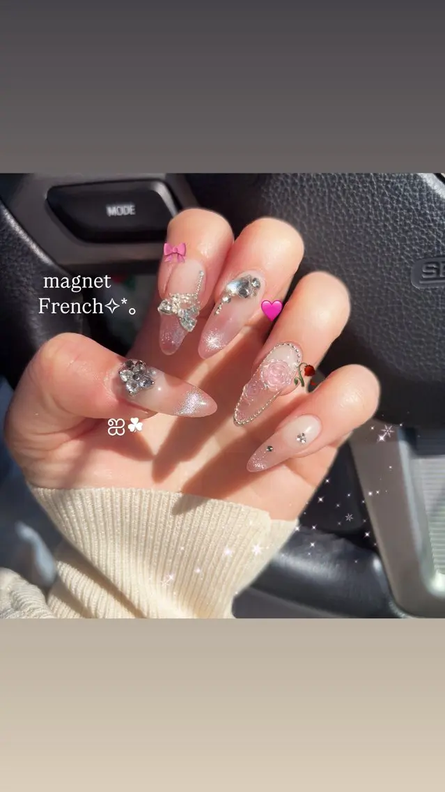 ネイル キラキラネイル ハンドネイル beautiful meみくのネイルデザイン
