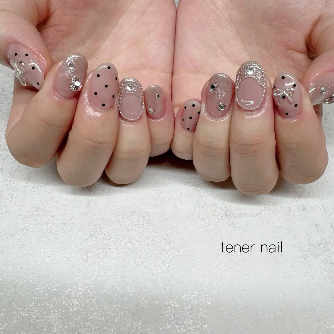 ネイル キラキラネイル ピンク ピンクベージュ ハンドネイル テネルネイル tener nailのネイルデザイン