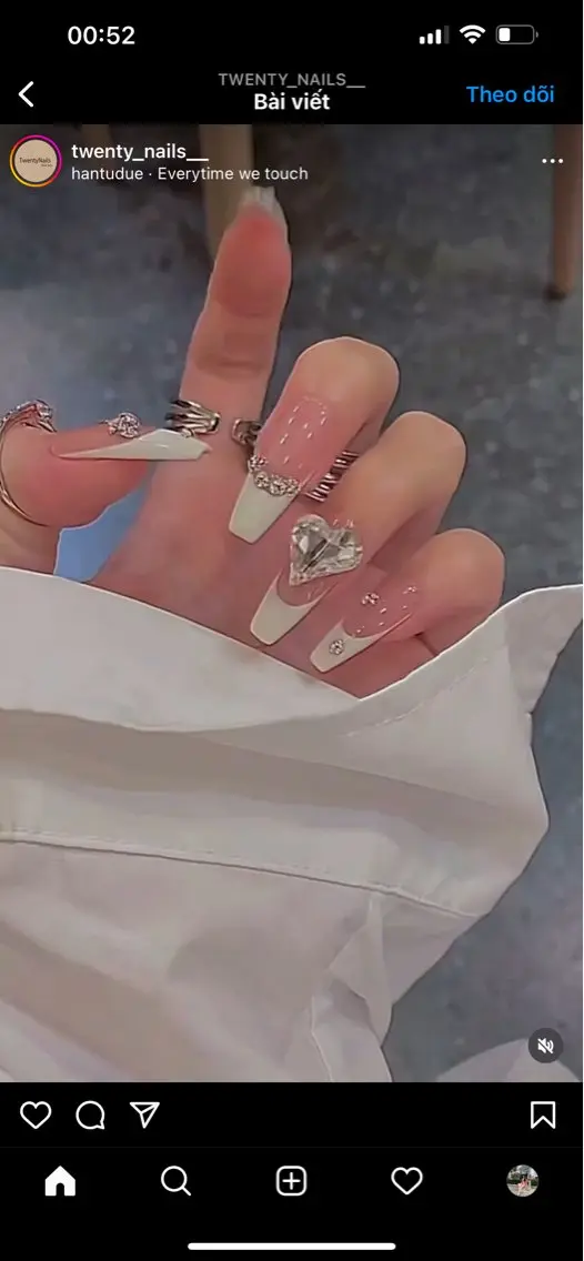 ネイル フレンチネイル ジェルネイル ガラスフレンチ ハロウィン ハート ハンドネイル H.baby Nail Salonのネイルデザイン