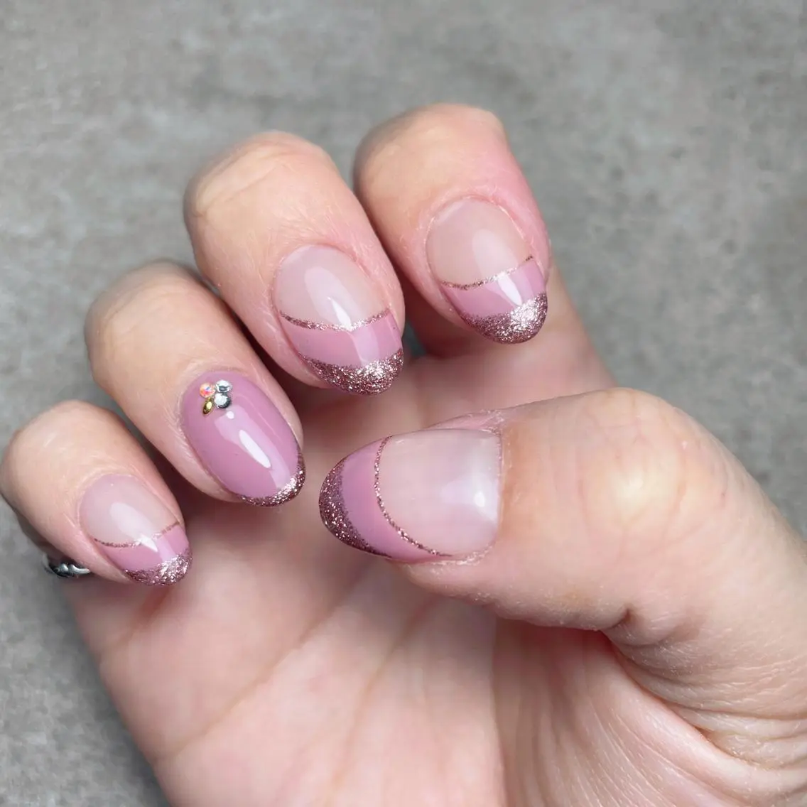 ネイル ハンドネイル nailroom DIASOMNIAのネイルデザイン