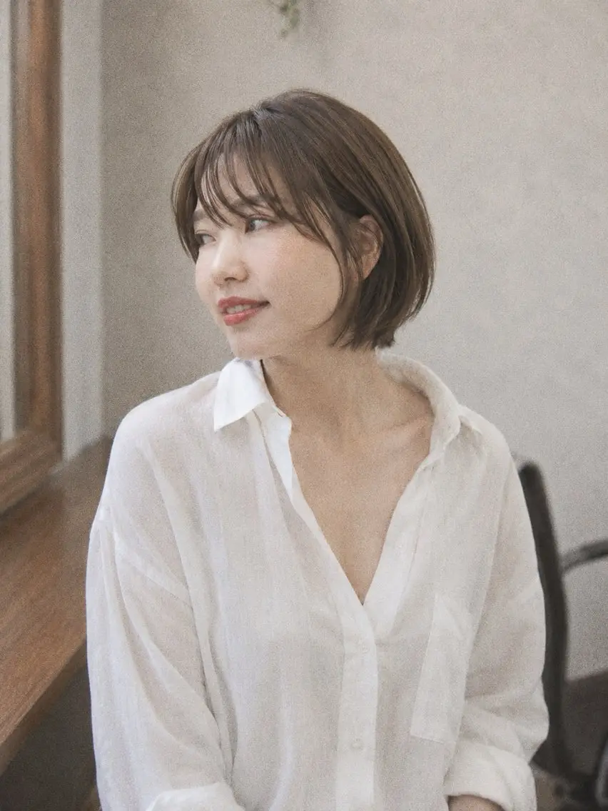 ショート カラー 透明感カラー ボブ SLASHオオデミズ シュンジのヘアスタイル