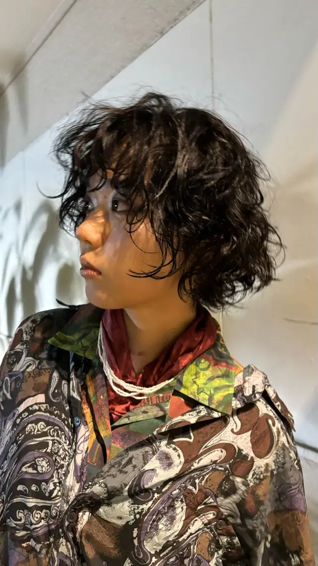 ショート カラー パーマ ヘアアレンジ 🌀パーマ レイヤー ボブ/marinoのヘアスタイル