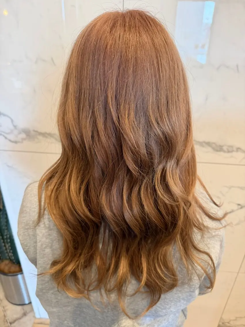 カラー ベージュカラー ミルクティーベージュ ヘアカラー 木村 綺音のヘアスタイル