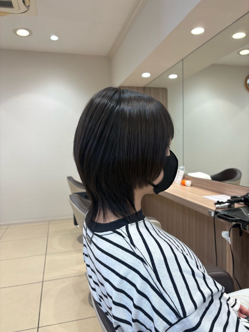 ミディアム ウルフカット カット 透明感カラー/ 松井克樹のヘアスタイル