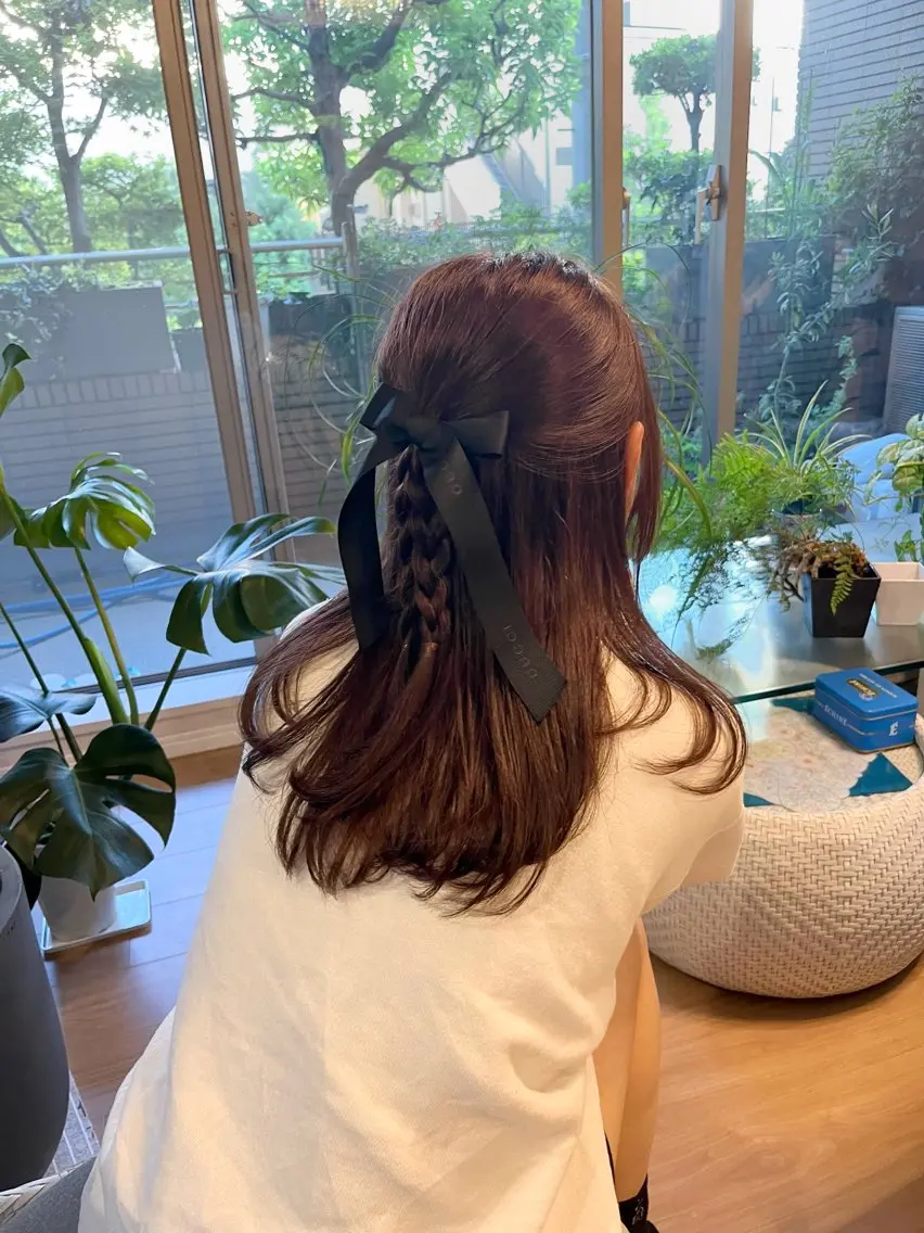 セミロング レッドブラウン 細田 碧のヘアスタイル