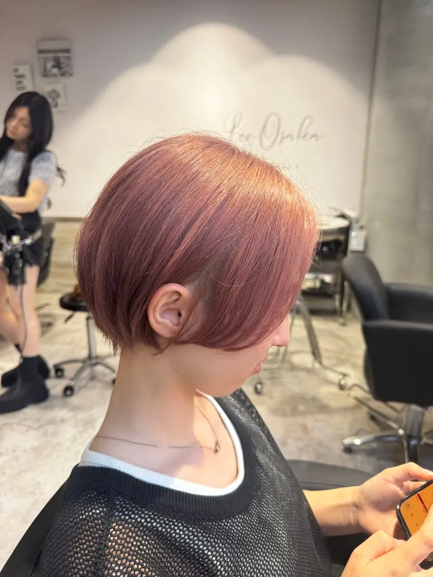 ショート ヘアカラー LUPIbyLee Sakuraのヘアスタイル