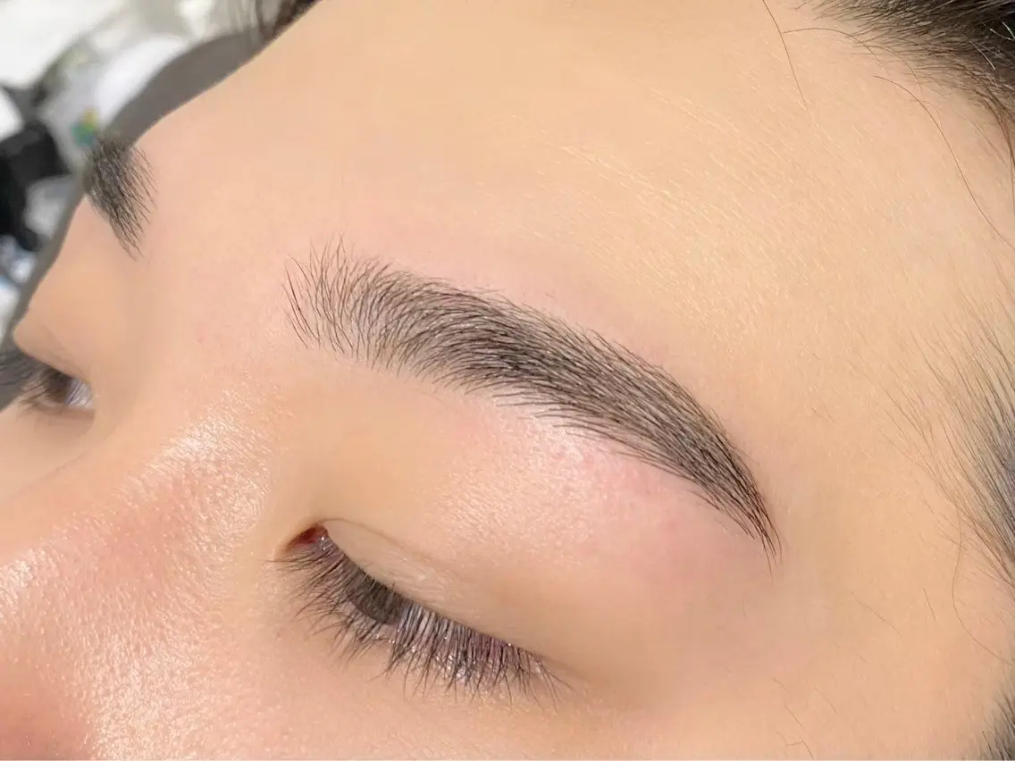 🚹メンズ🚹脱毛WAX+毛量調節+ブロウリフト【ブロウスタイリング】の写真