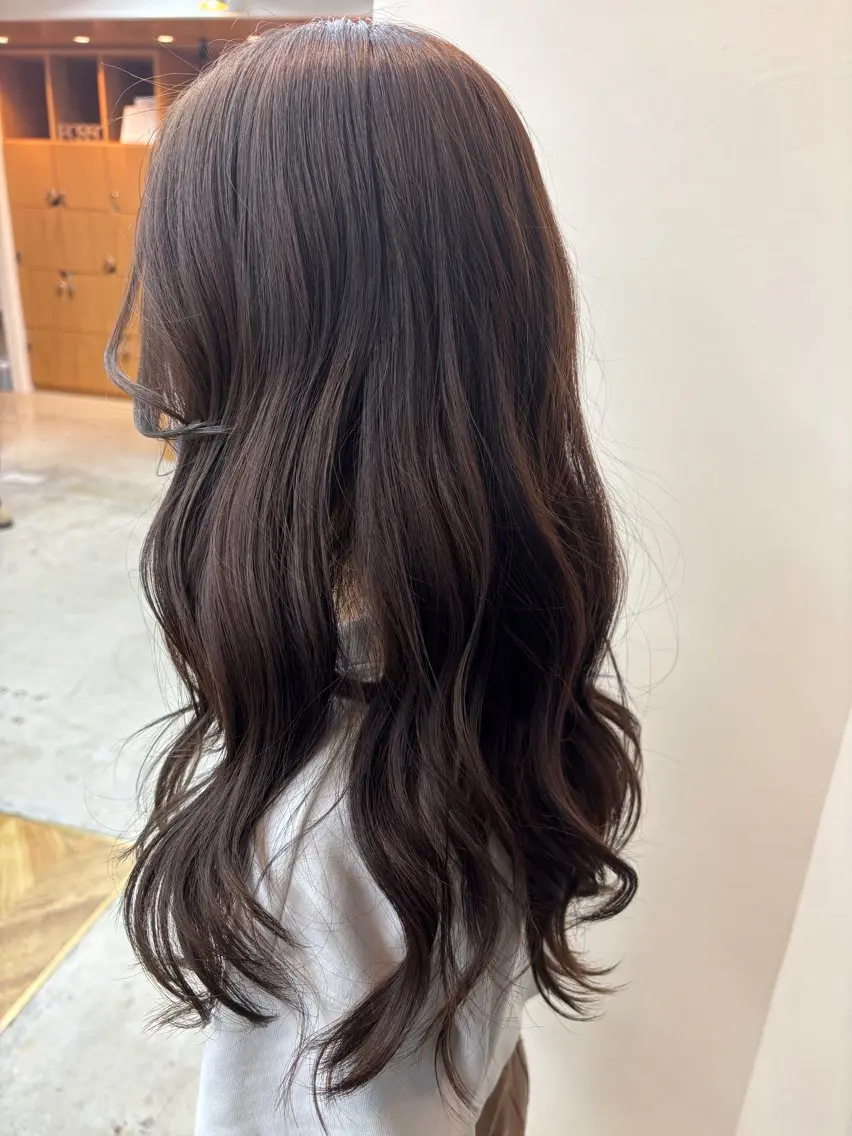 ロング ヘアアレンジ 伊波 さやかのヘアスタイル