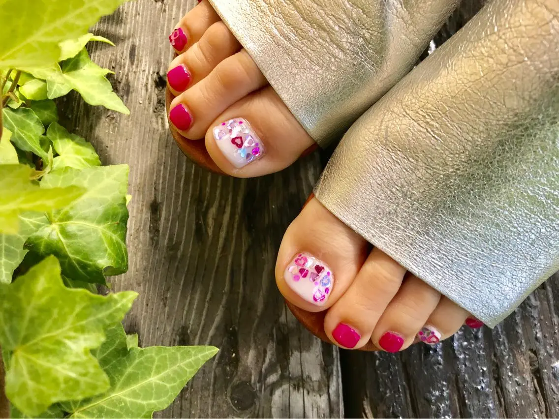 ネイル フットネイル ♡ビジュール♡ NAIL &まつ毛のマツエク・マツパデザイン