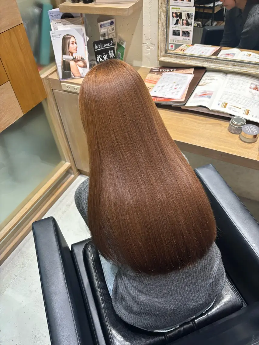 ロング 透明感グレージュ/ 縮毛矯正/静岡のヘアスタイル