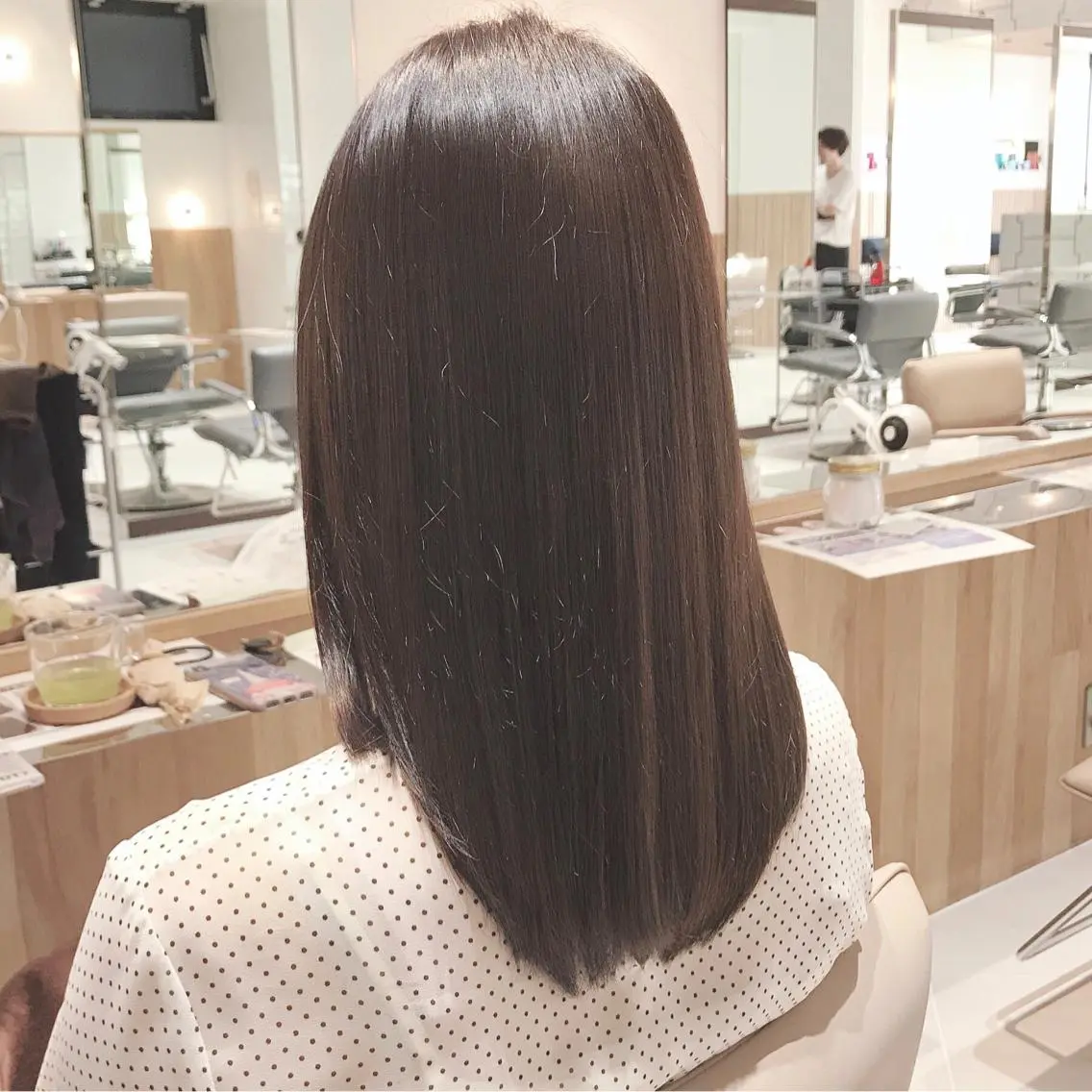 セミロング カラー ベージュカラー イルミナカラー カット ヘアカラー トリートメント ボブ/ハイトーン 福生Radix 下田のヘアスタイル
