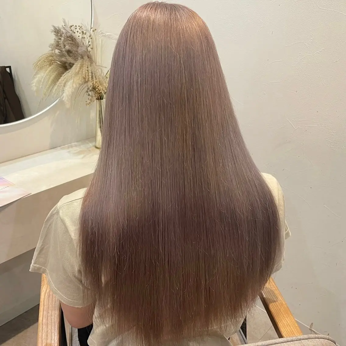 ロング カラー ブリーチ ヘアカラー トリートメント 🦋Yui🦋透明感 /ベージュ/Wカラーのヘアスタイル