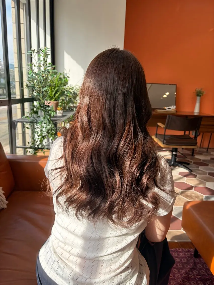 ロング ヘアカラー 上島 未緒のヘアスタイル