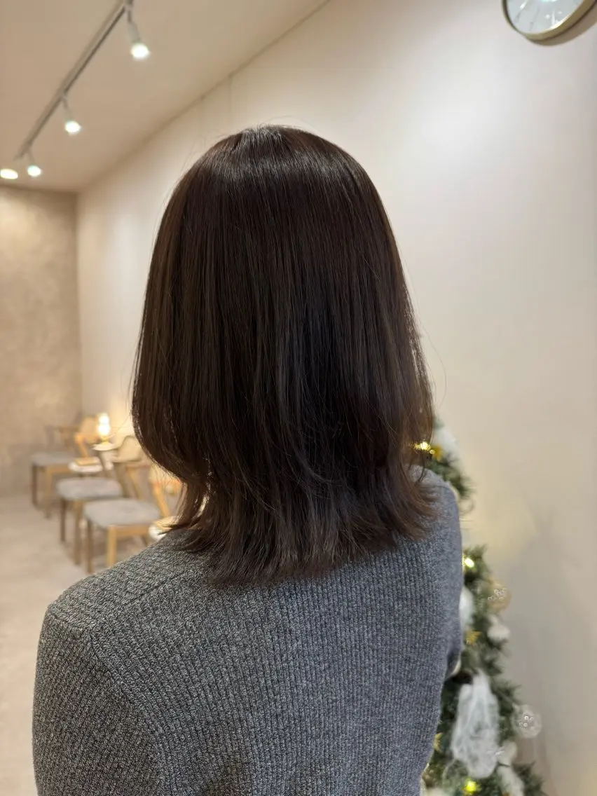 ミディアム カット ヘアカラー トリートメント ともか/美髪透明感 カラー/顔周りカットのヘアスタイル