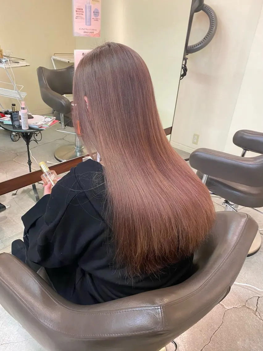 ロング カラー グレージュ ピンクカラー ウチダ ユウヤのヘアスタイル