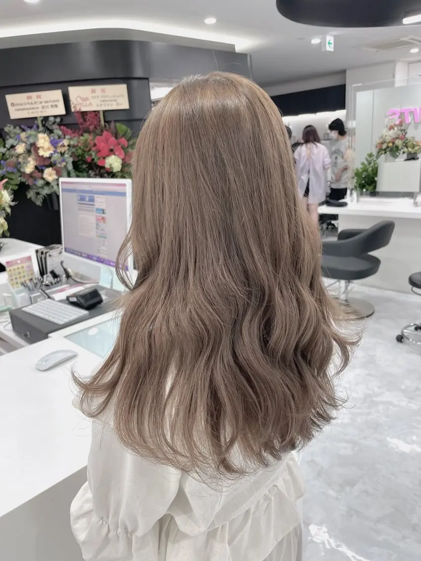 ロング 💍大人デザイン /ハイトーン♡リクトのヘアスタイル