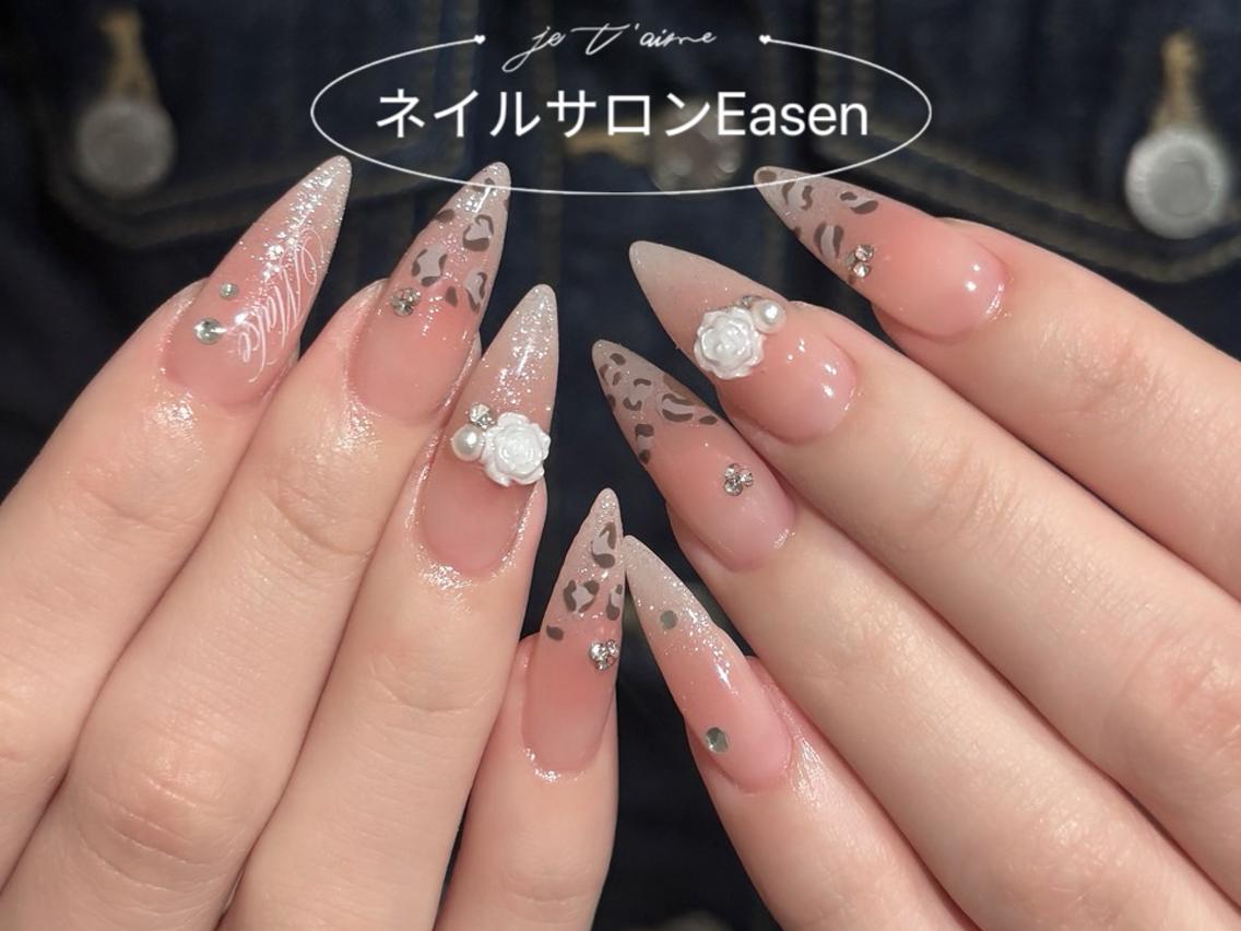 ネイル ネイルサロン Easenのネイルデザイン