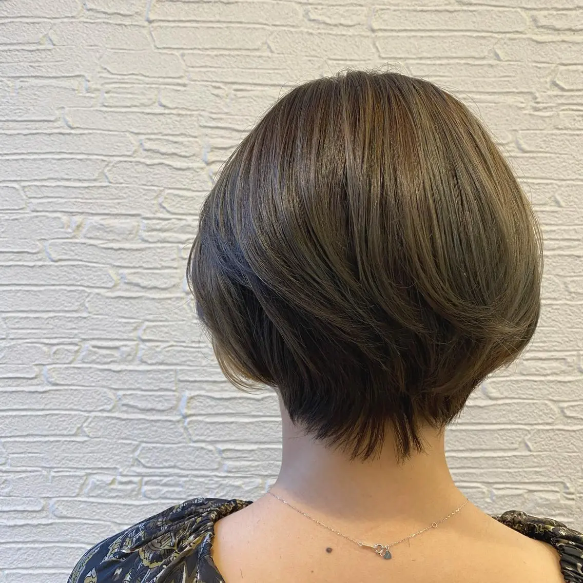 ショート カラー 艶感🫧透明感カラー YUKARIのヘアスタイル